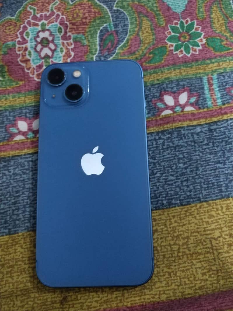 Apple iPhone 13 1