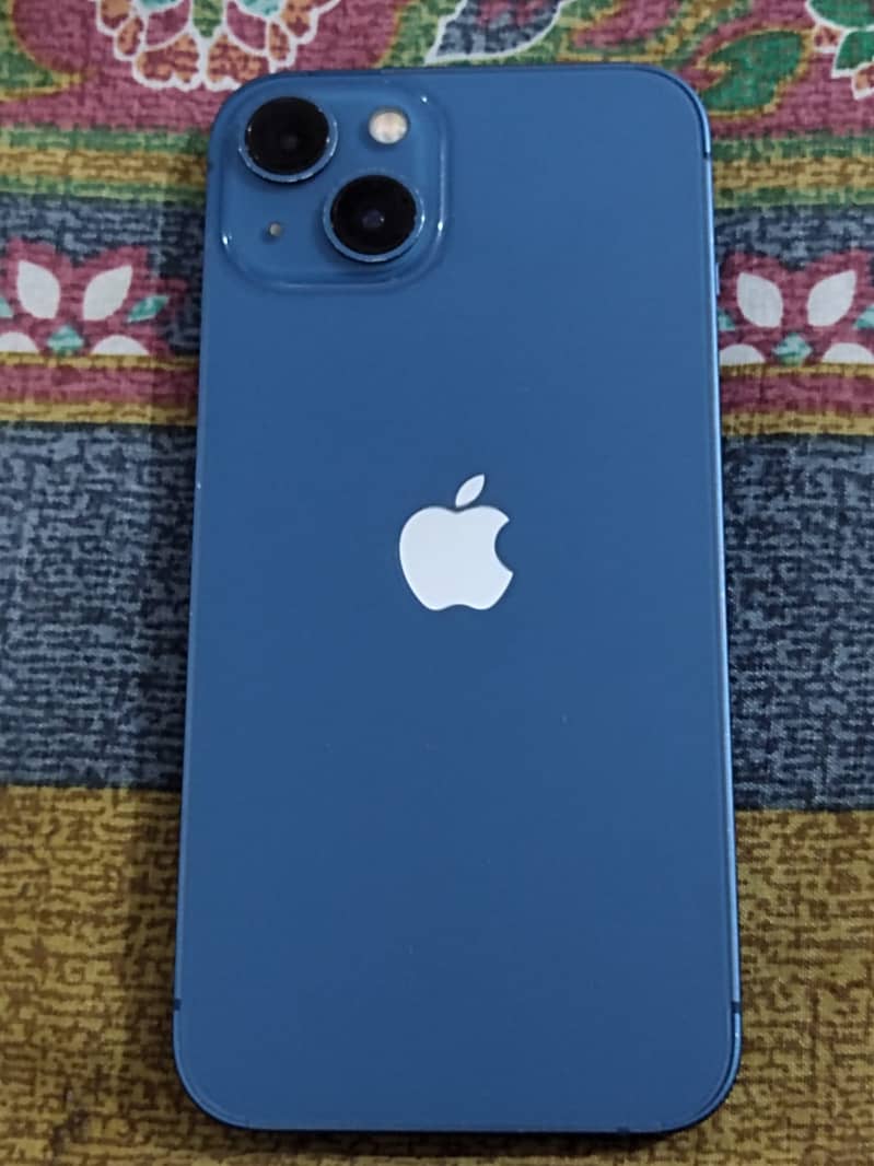 Apple iPhone 13 5