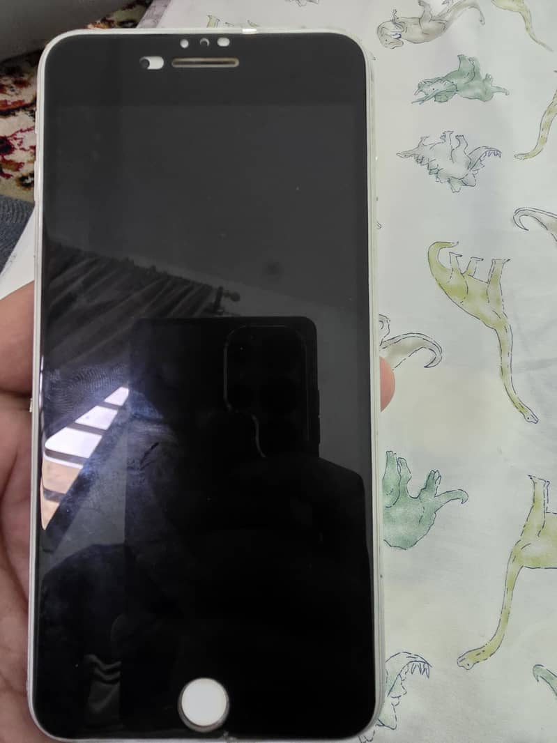 Apple iPhone 7 Plus 1