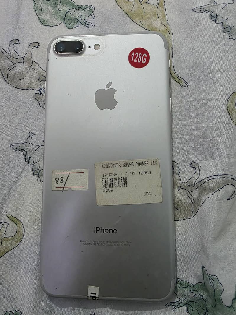 Apple iPhone 7 Plus 2