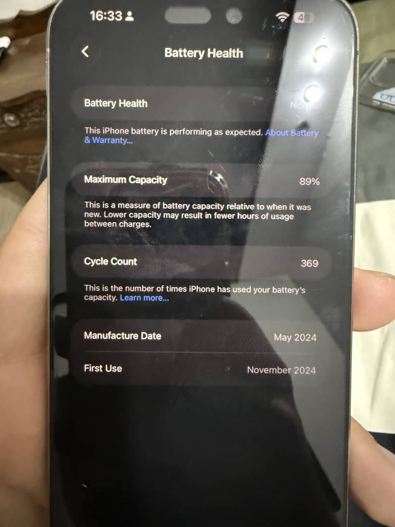 Apple iPhone 15 Pro Max 2