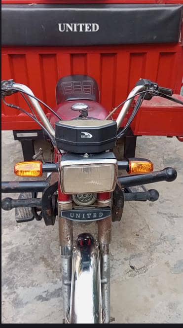 Loader Rickshaw United 100cc