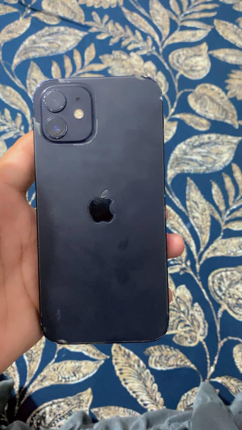 Apple iPhone 12 2
