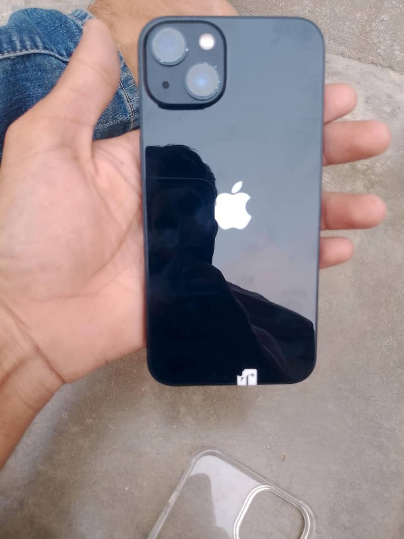 Apple iPhone 13 2