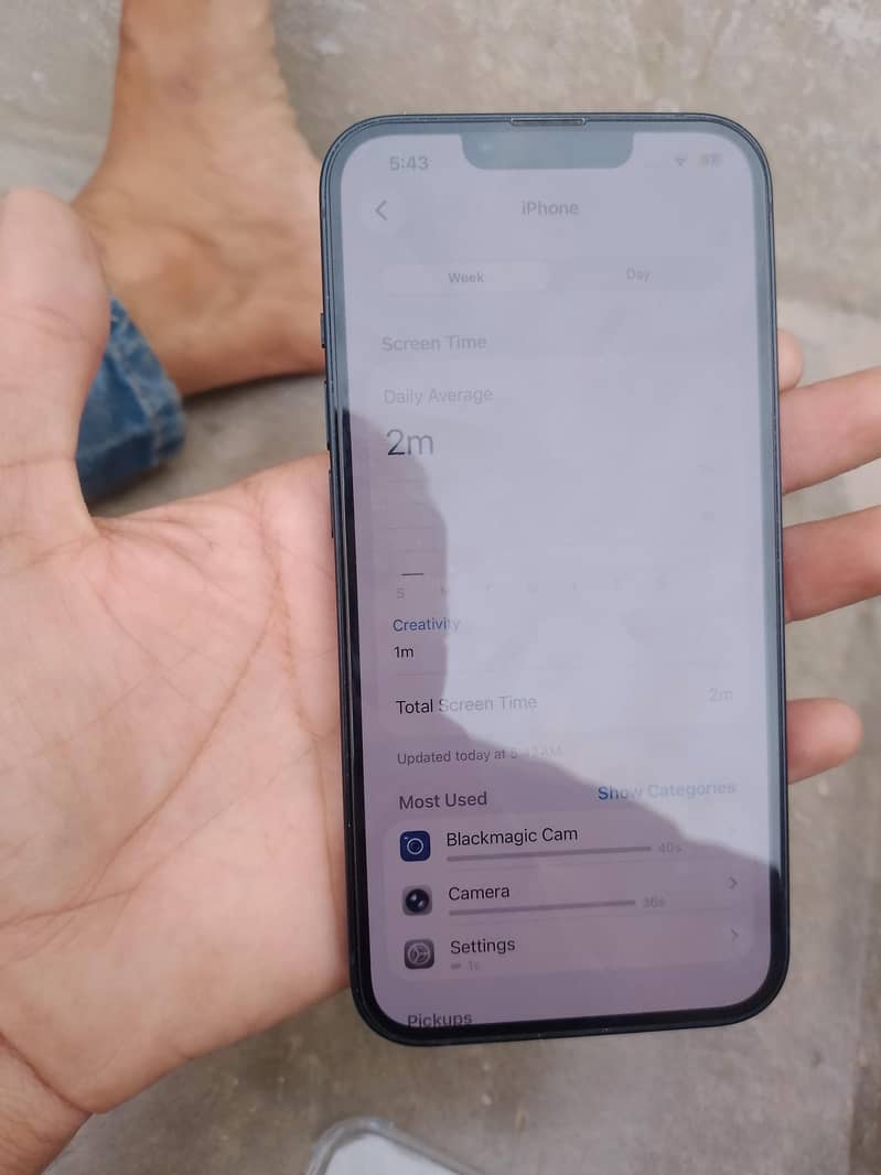 Apple iPhone 13 5