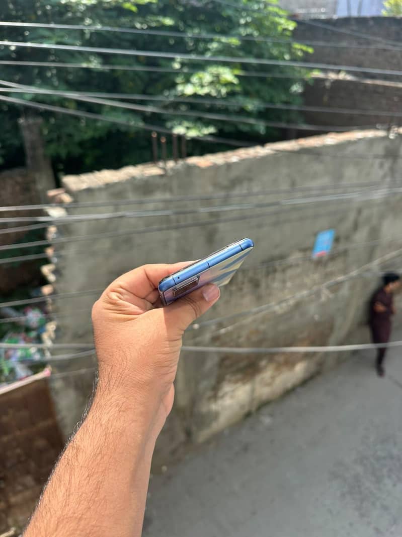 Vivo V21e 4