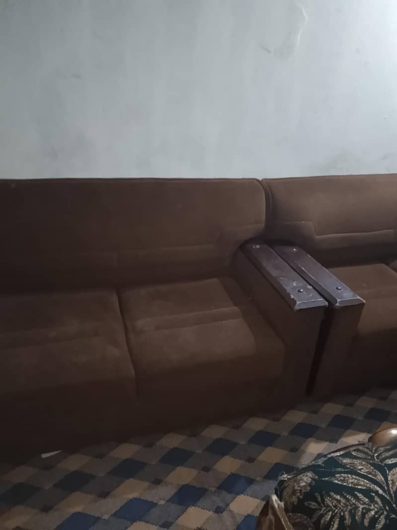 4,sofa sed good question 0
