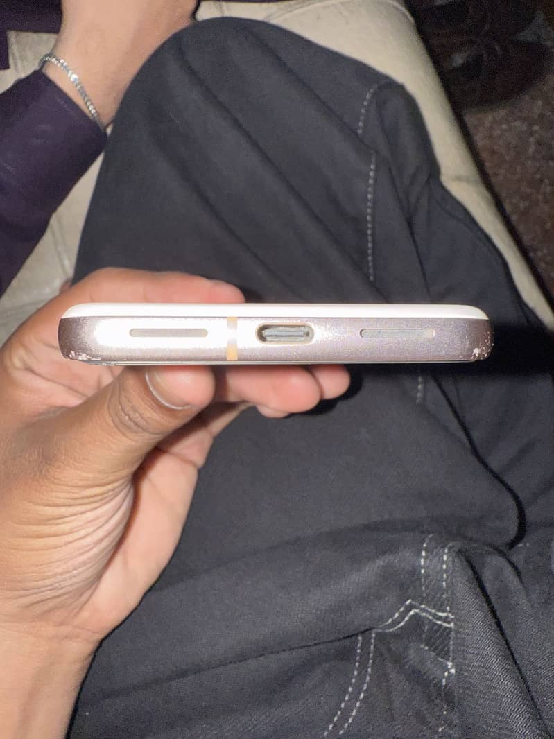 Google Pixel 8 0