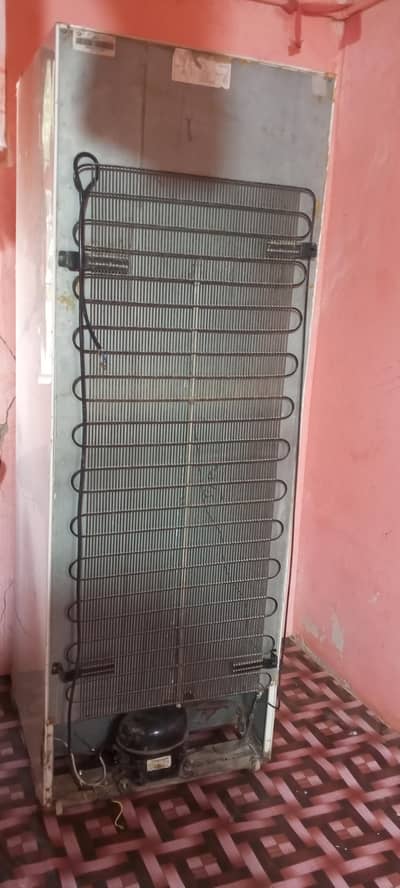Electrolux Fridge Band Hai - Repair Hoga - 15000 Karachia