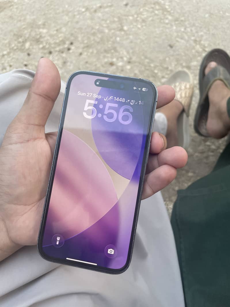 Apple iPhone 14 Pro 1
