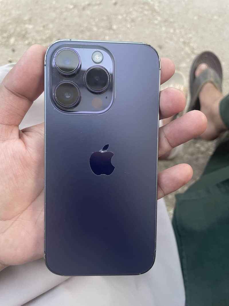 Apple iPhone 14 Pro 4