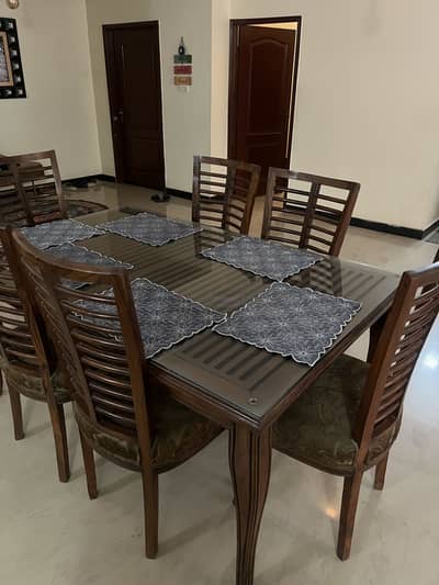 INTERWOOD FURNITURE DINING TABLE