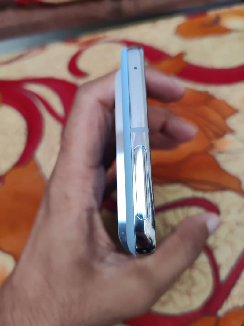 Google Pixel 8 Pro 2