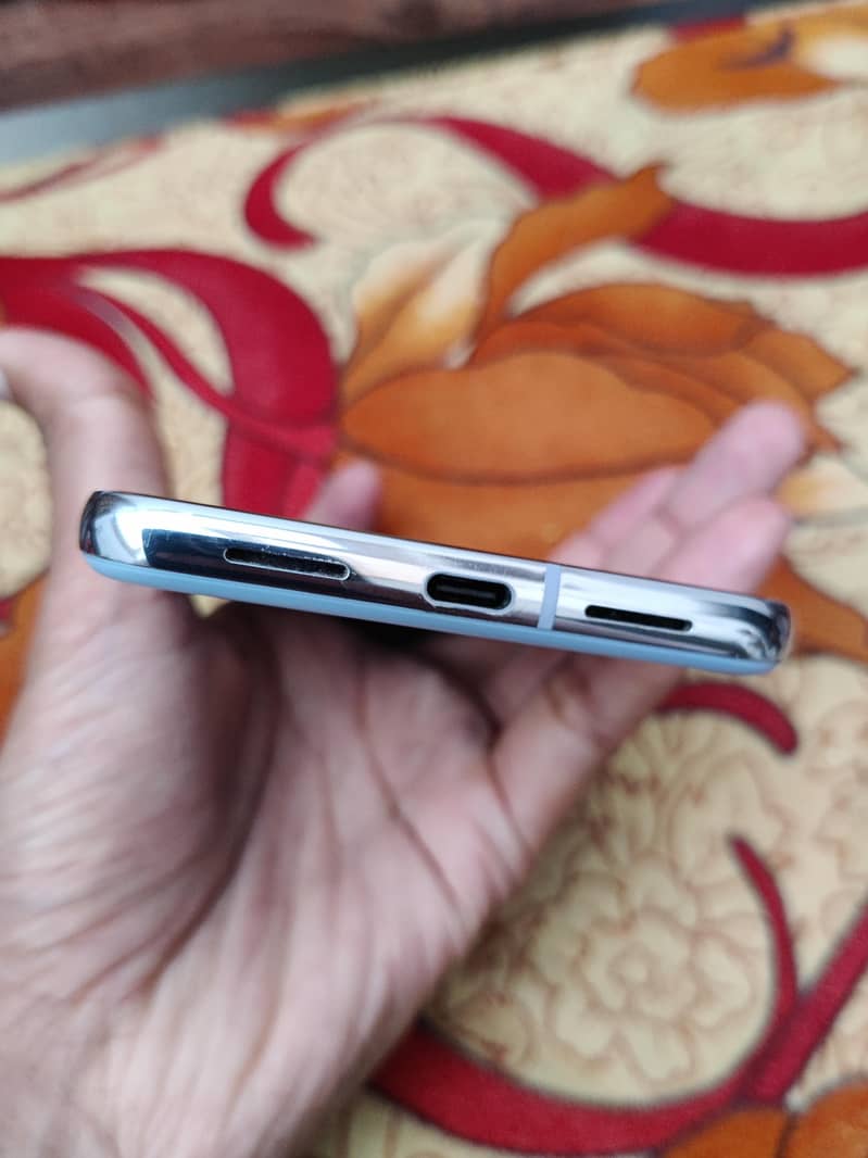 Google Pixel 8 Pro 3