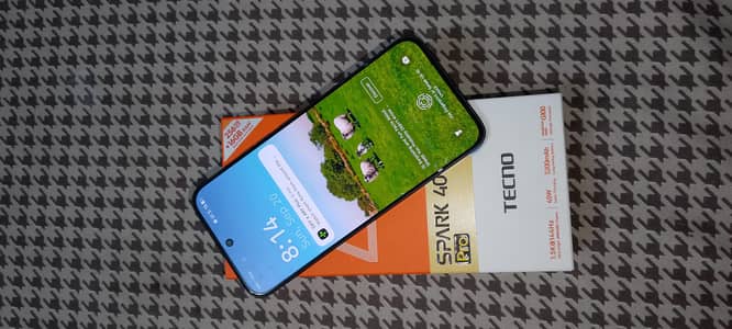 Tecno Spark 40 Pro
