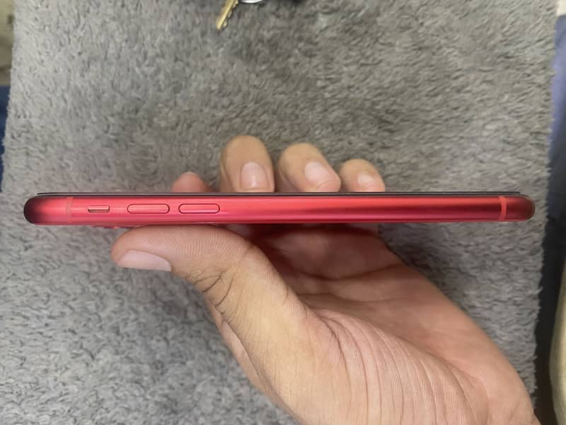 Apple iPhone 11 3