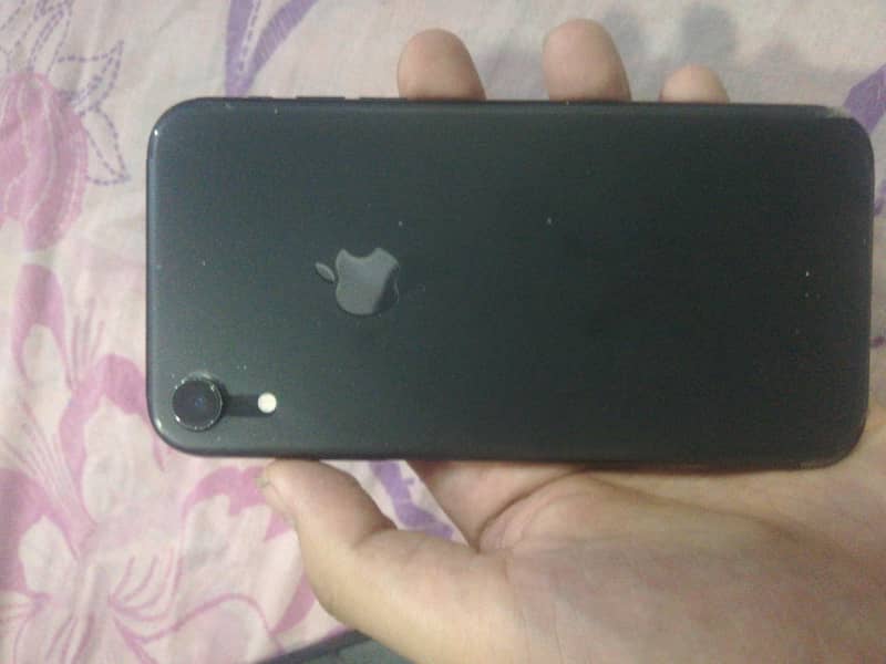 Apple iPhone XR 0