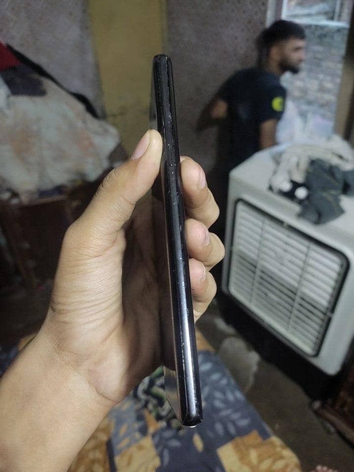 Samsung Mobile Note 8 1