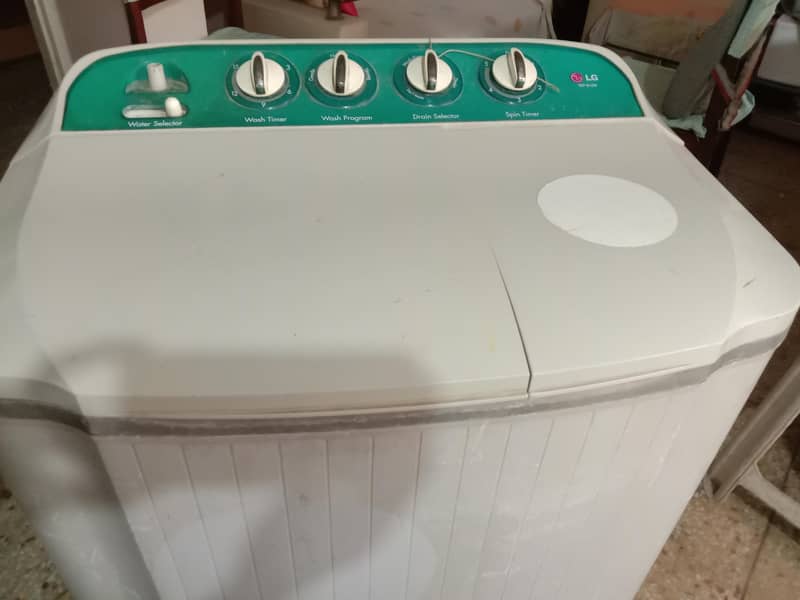 Semi Automatic washing machine 1