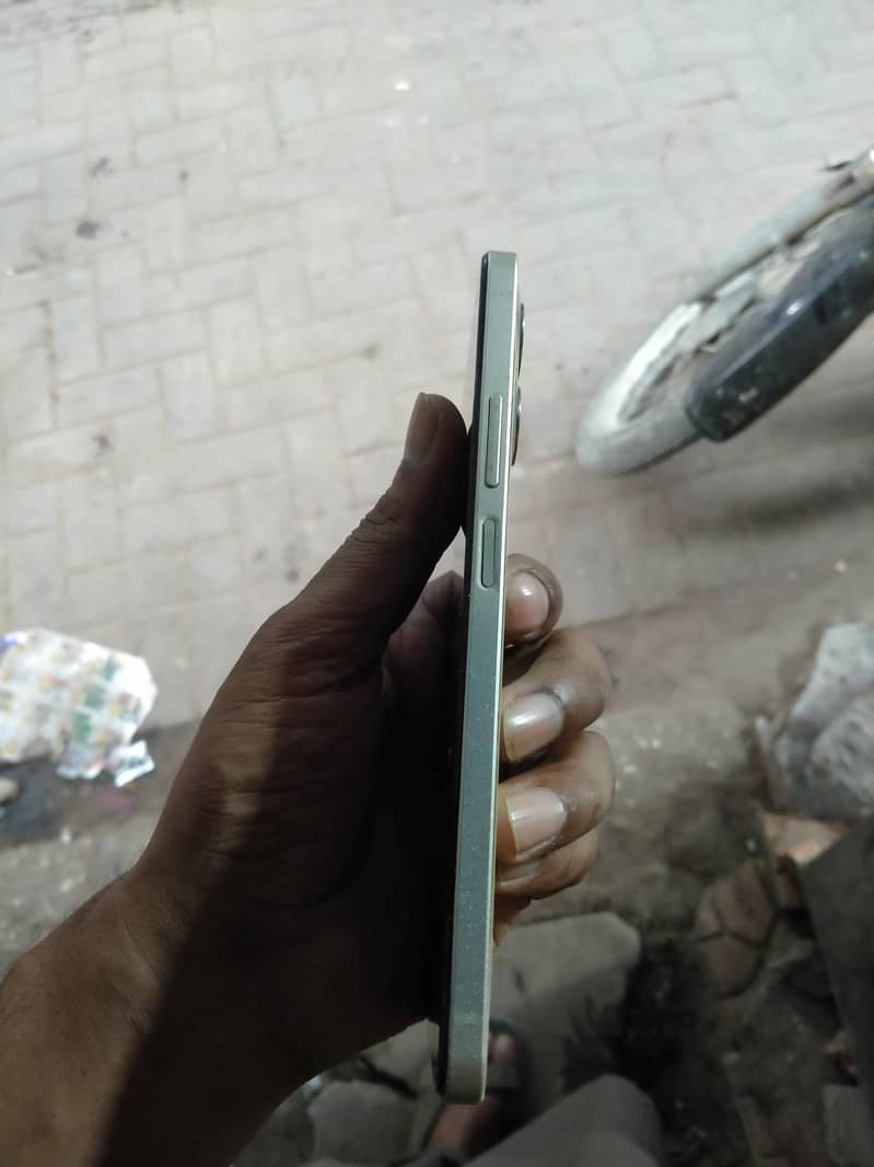Realme C53 5