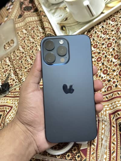 IPhone 15 Pro Max FACTORY UNLOCKED