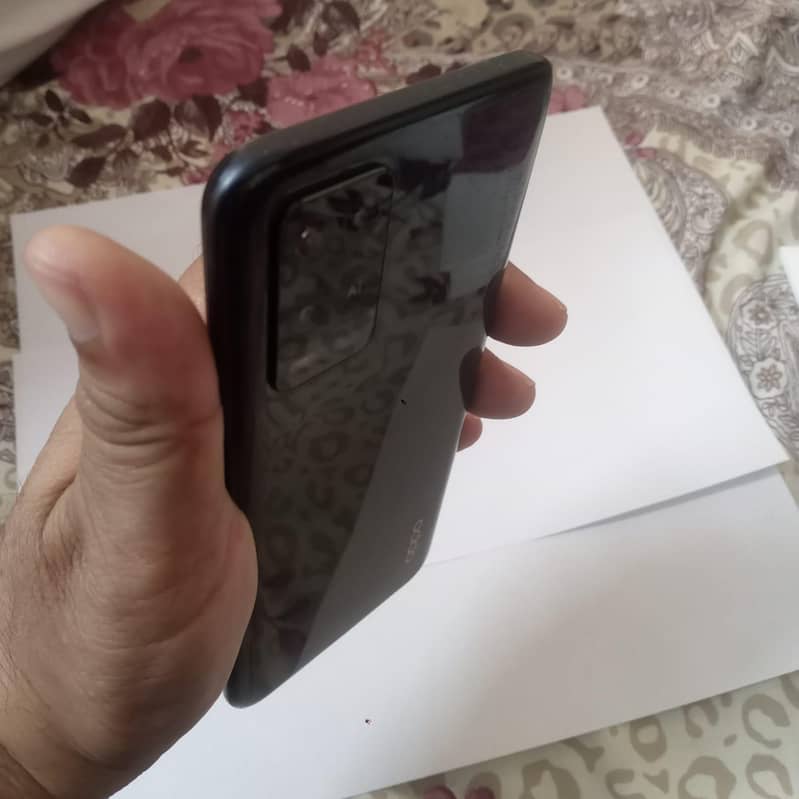 OPPO A54 4