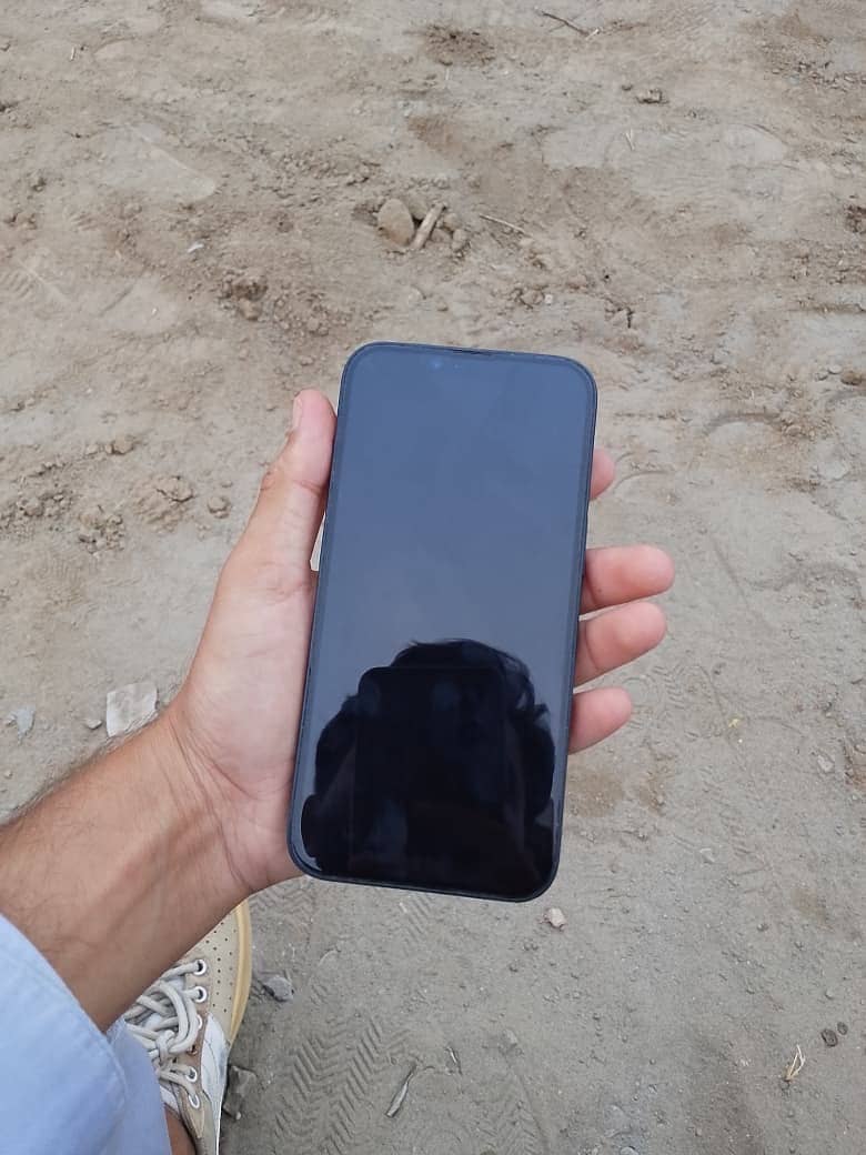 Apple iPhone 14 5