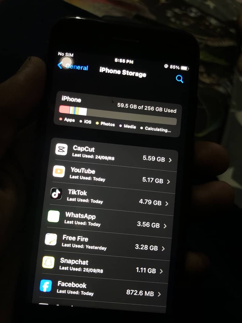 Apple iPhone 7 1