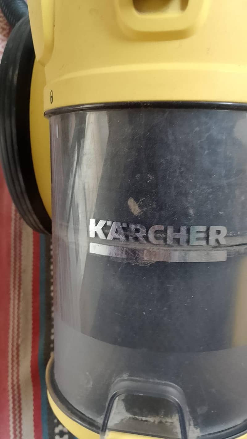 vacuum cleaner 2