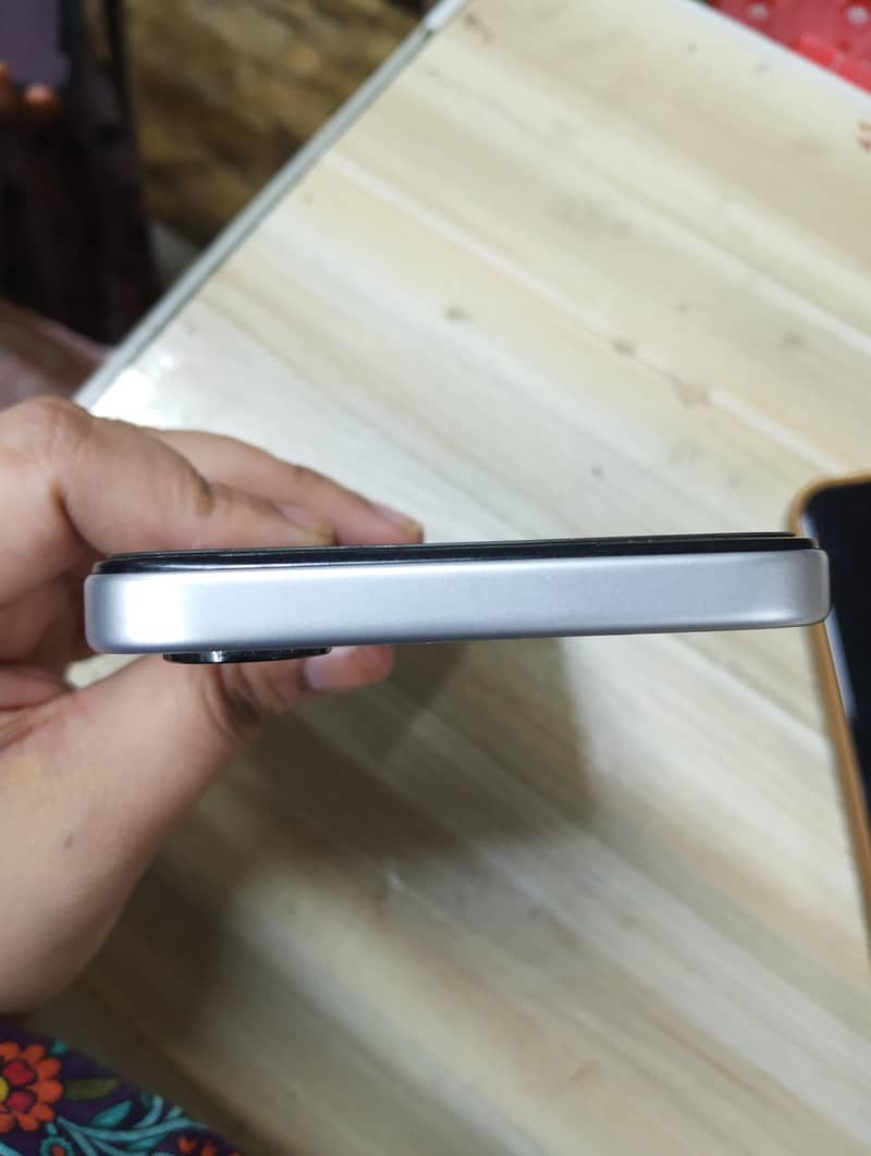 oppo a6c 2