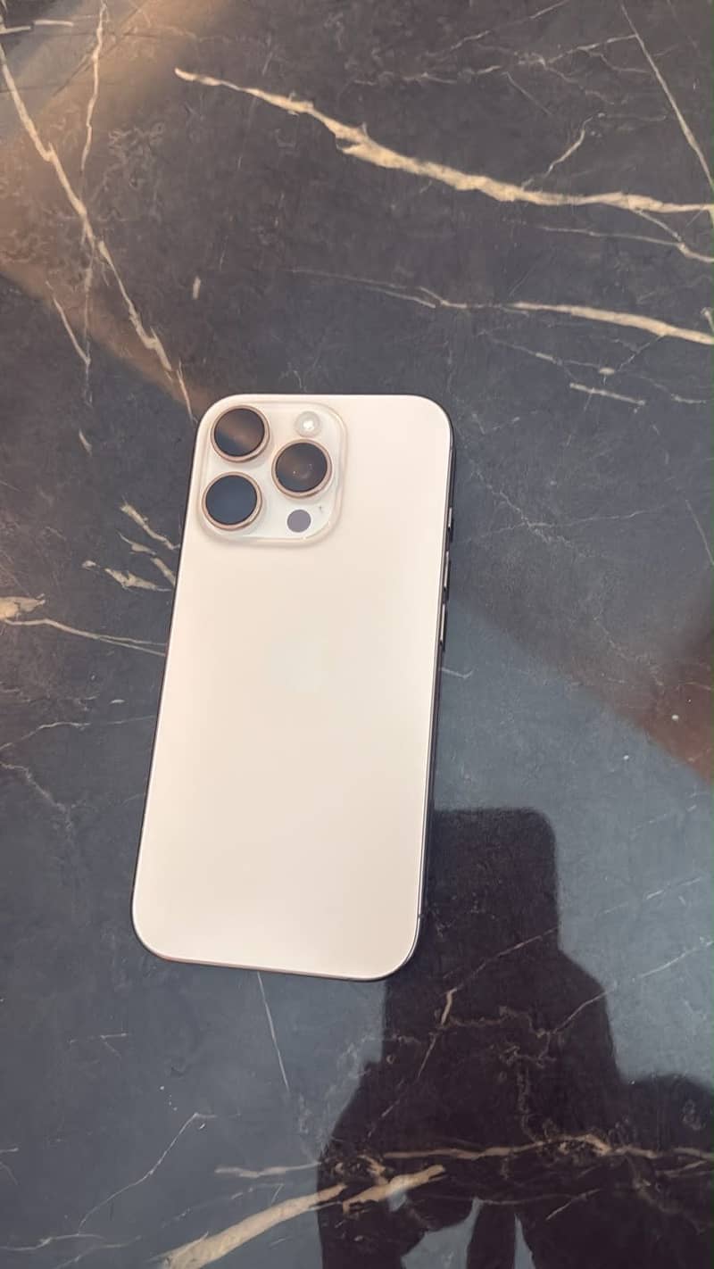 Apple iPhone 16 Pro 5
