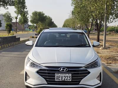 Hyundai Elantra 2021