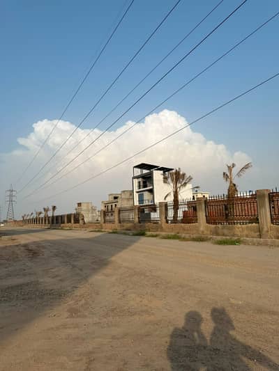 Exclusive 5 Marla Plot In Imperial Block Available In Prime Location