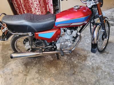 Honda 125 2025 model for sale ha cmplete documents hain