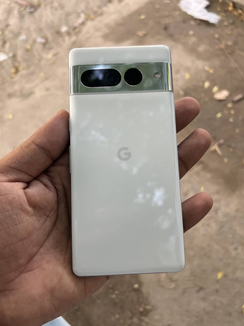 Google Pixel 7 Pro 4
