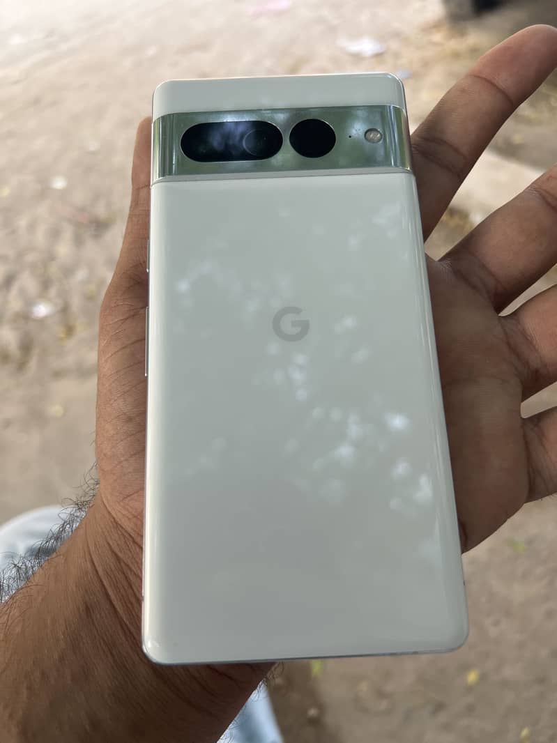 Google Pixel 7 Pro 8