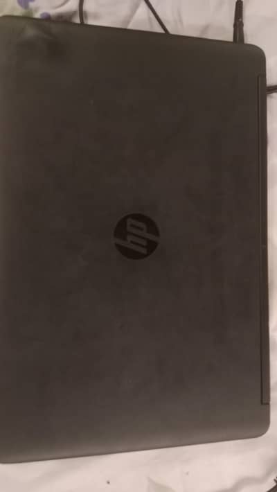 HP pro book 650 G1 i5 4th 4gb 120 gb screen white spot