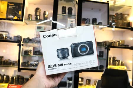 Canon M6 Mark II + 15-45mm Lens