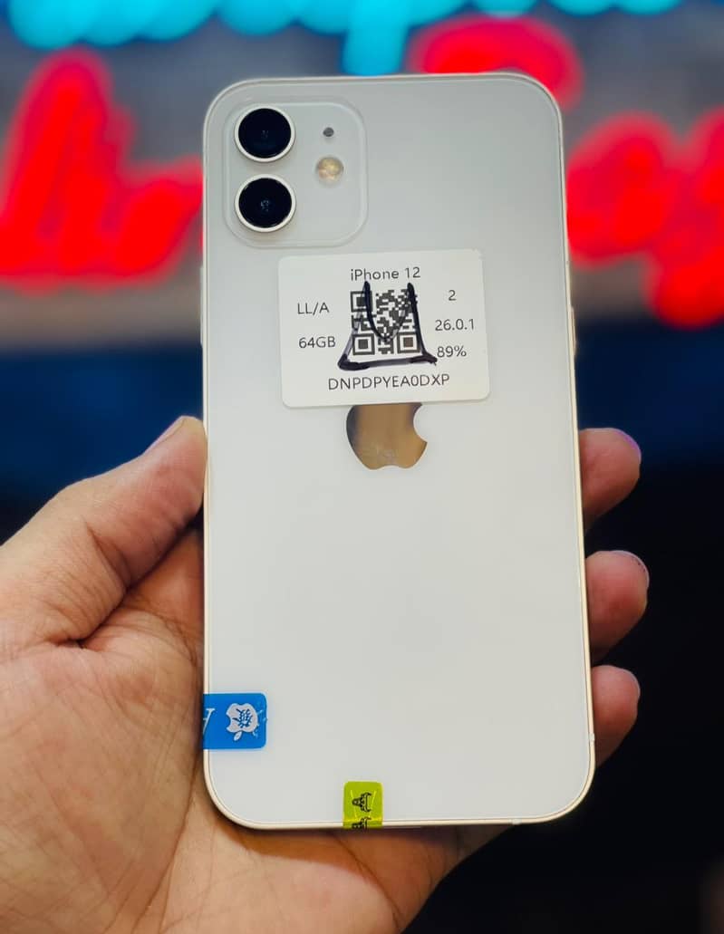 Apple iPhone 12 3