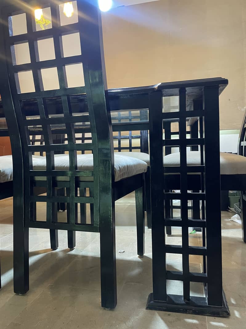 Dinning table 3
