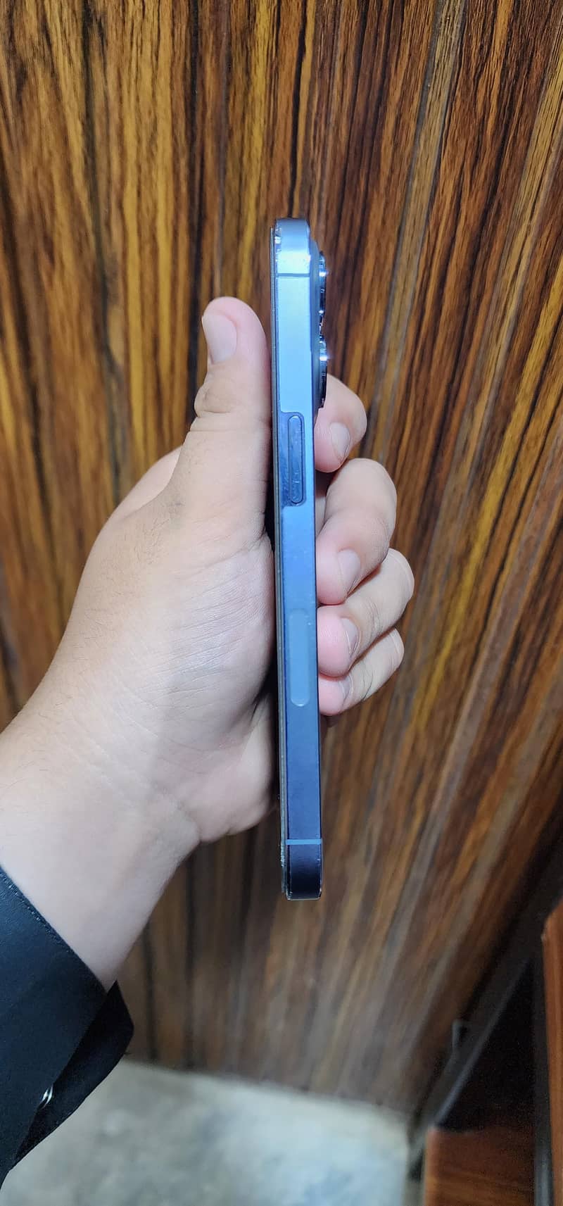 Apple iPhone 13 pro 3