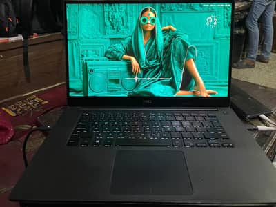 Dell Precision 5540 i7 9th T1000 4gb