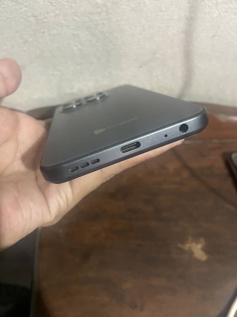 D code 6+6 128 brand new 4