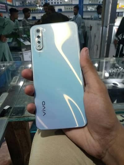 Vivo S1