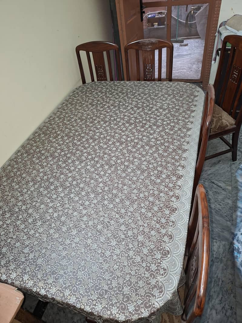 6 seater dining table 3