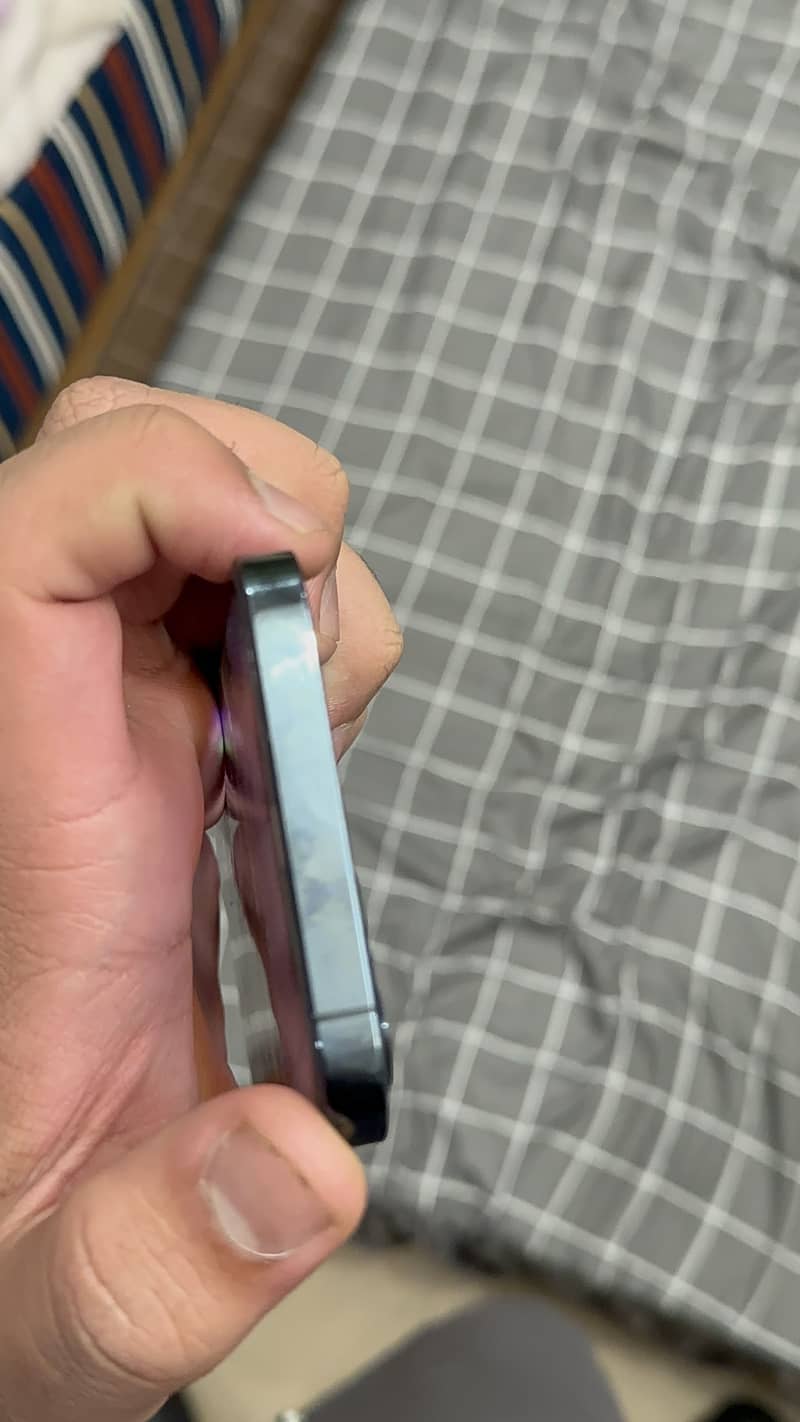Apple iPhone 12 Pro 9