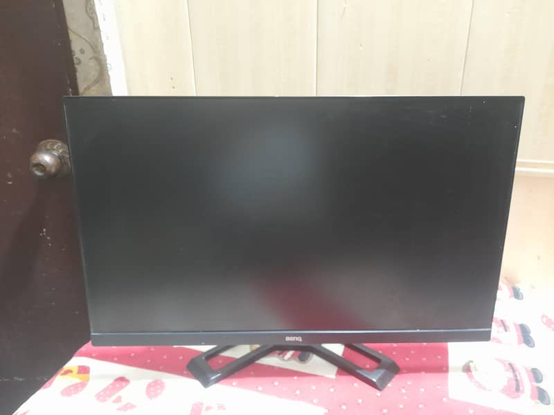 Dell Computer System with Benq LCD 5
