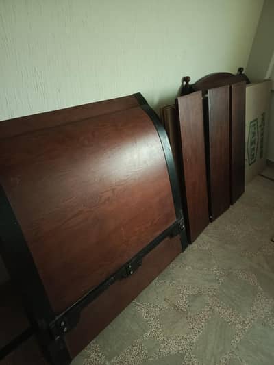 Single Bed in fine chinioti wood
