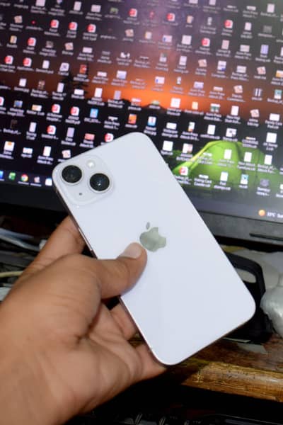 Apple iPhone 14