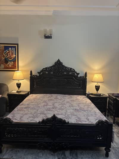 Used -Bed set for sale